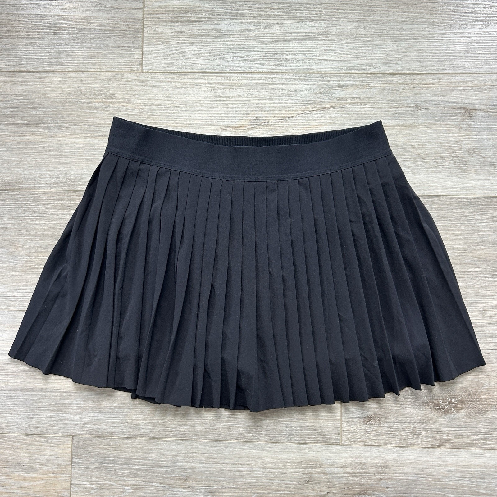 Athleta Large Match Point High Rise Pleated Skort Tennis Athletic Black Skirt